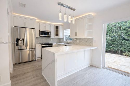 10971 Nw 12th Pl, Plantation, FL, 33322-6930 | Card Image