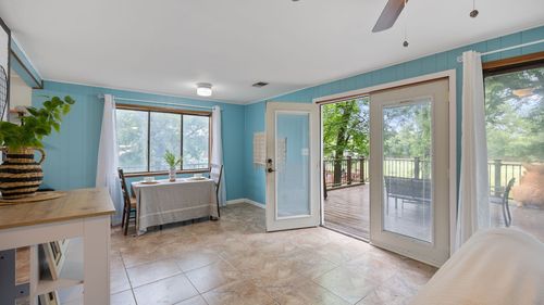 7085 Horseshoe Bend Trl, Weatherford, TX, 76087-8527 | Card Image