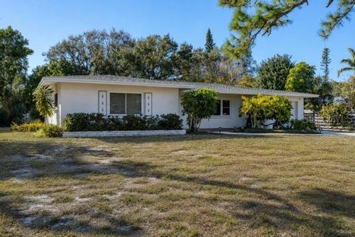 5201 Stevens Dr, SARASOTA, FL, 34234-2729 | Card Image