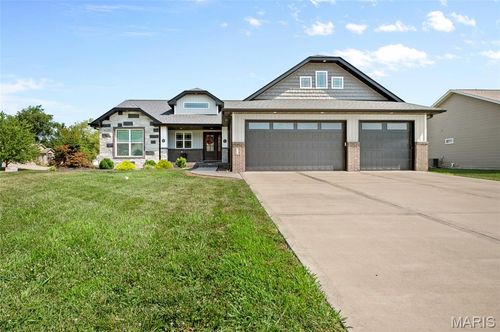31 Ellington Dr, Troy, IL, 62294-2190 | Card Image