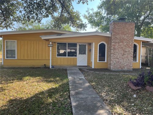 722 E Copano St, Mathis, TX, 78368-2618 | Card Image