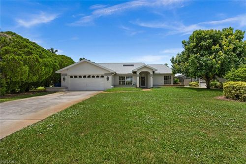 7305 Constitution Cir, FORT MYERS, FL, 33967-2781 | Card Image