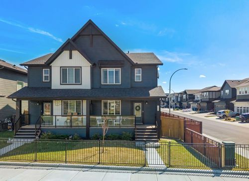 102 Midgrove Lane Sw, Airdrie, AB, T4B1A8 | Card Image