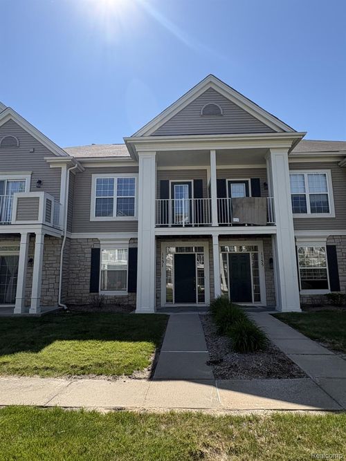1151 Alameda Blvd, Troy, MI, 48085-6737 | Card Image