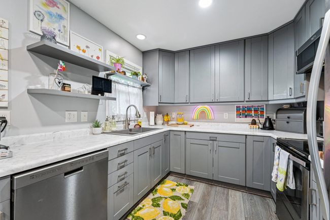 Kitchen | Image 9