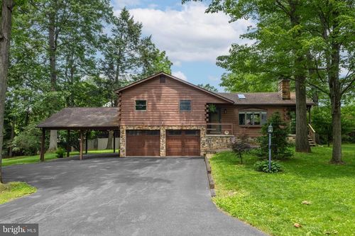 281 Betty Cir, REEDSVILLE, PA, 17084-9604 | Card Image