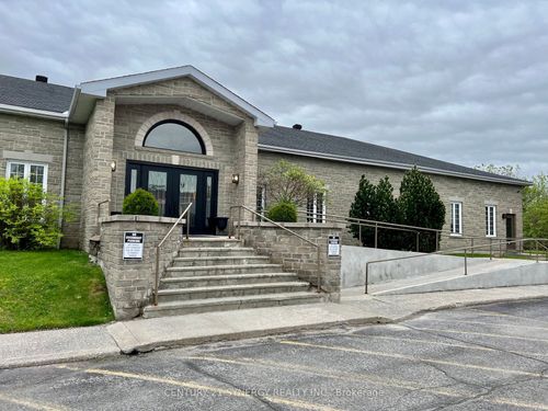 210-20 Bennett St, Carleton Place, ON, K7C4J9 | Card Image