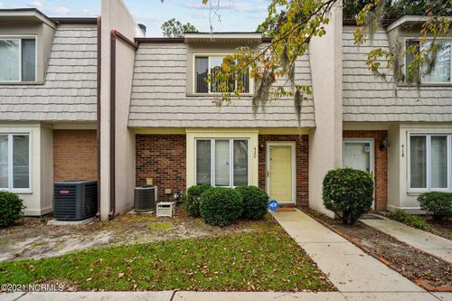 420 Cobblestone Dr, Wilmington, NC, 28405-3551 | Card Image