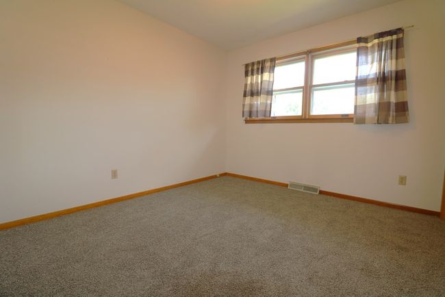 119 Fairway Cir, House other with 3 bedrooms, 2 bathrooms and 2 parking in Norwalk OH | Image 9