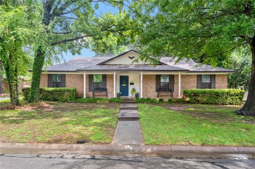 605 32nd St Se, Paris, TX, 75460-6475 | Card Image