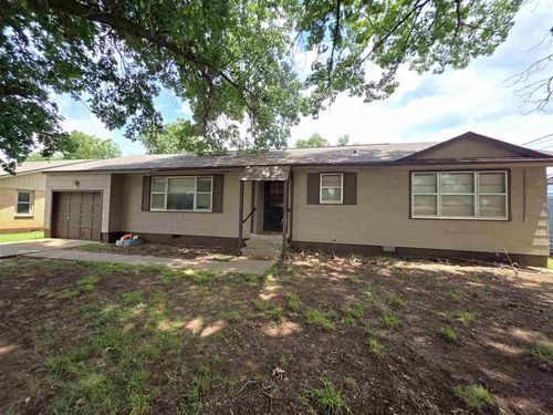 1404 Country Club Drive, PERRY, OK, 73077-2237 | Card Image