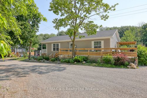 171-99 4th Concession Rd, Brant, ON, N0E1A0 | Card Image