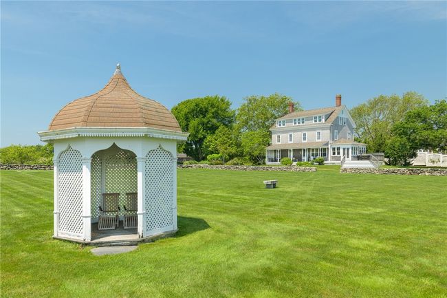 68 Grange Ave, House other with 6 bedrooms, 3 bathrooms and 12 parking in Little Compton RI | Image 9