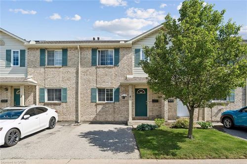 4-7470 Monastery Dr, Niagara Falls, ON, L2H3B3 | Card Image