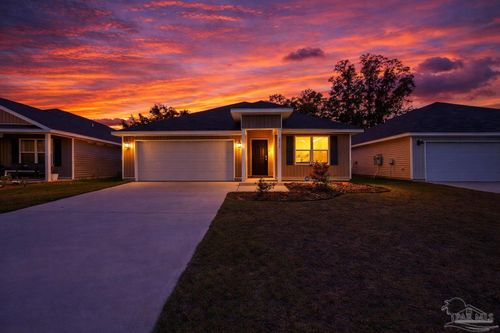 2351 Kirkwood Dr, Cantonment, FL, 32533-8456 | Card Image