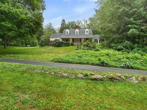 33 Great Pasture Rd, Redding, CT, 06896-2304 | Card Image