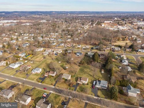 13 Glen Rd, Lansdale, PA, 19446-1405 | Card Image