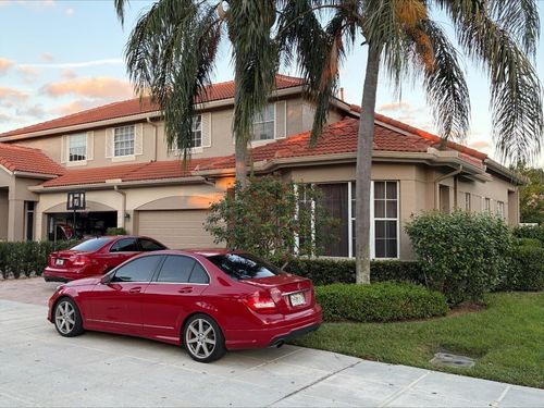 32-32 Monterey Pointe Dr, Palm Beach Gardens, FL, 33418-5807 | Card Image