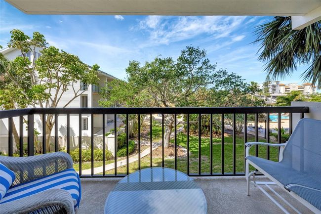 From your balcony yo can see the pool area | Image 19