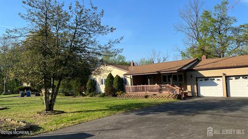 19 Reeds Rd, Tinton Falls, NJ, 07724-3125 | Card Image