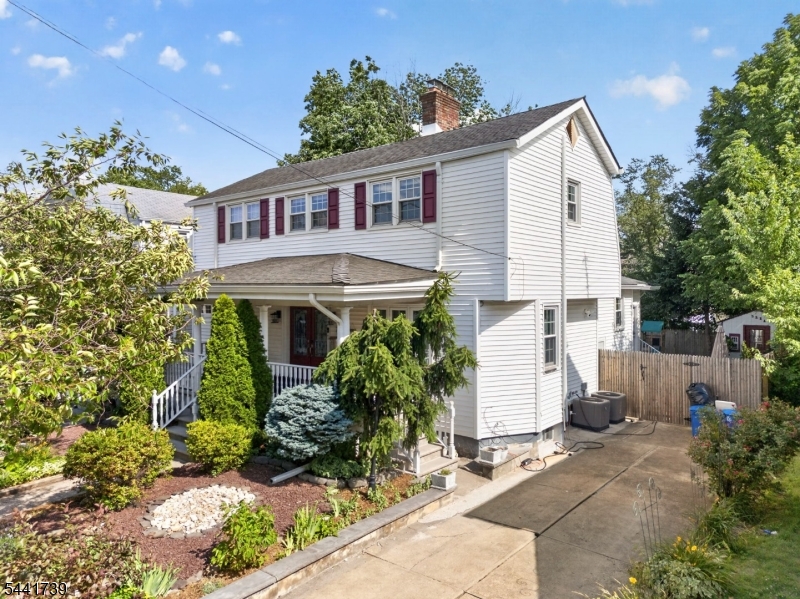 Residential in Garwood Boro 2