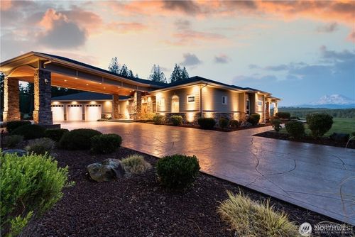 70125 Undisclosed, Eatonville, WA, 98328 | Card Image