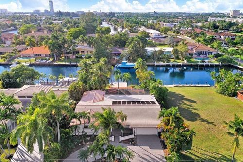 612 Hibiscus Dr, Hallandale Beach, FL, 33009-6512 | Card Image