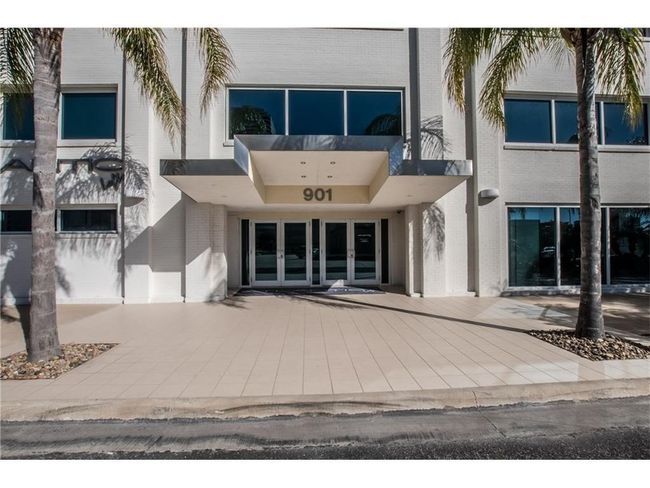 APT-206 - 901 N Upper Broadway St, Condo with 2 bedrooms, 2 bathrooms and 2 parking in Corpus Christi TX | Image 4