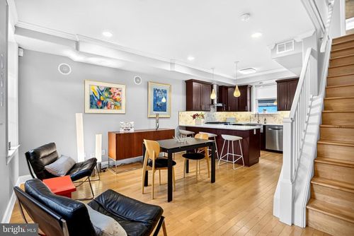 931 E Moyamensing Ave, PHILADELPHIA, PA, 19147-4228 | Card Image