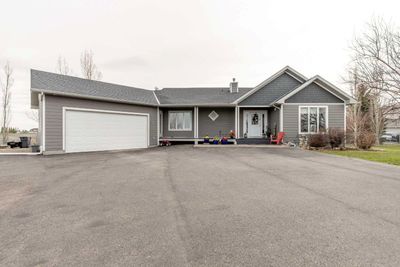 219 Falcon Ridge Way, House detached with 3 bedrooms, 2 bathrooms and null parking in Lethbridge County AB | Image 1