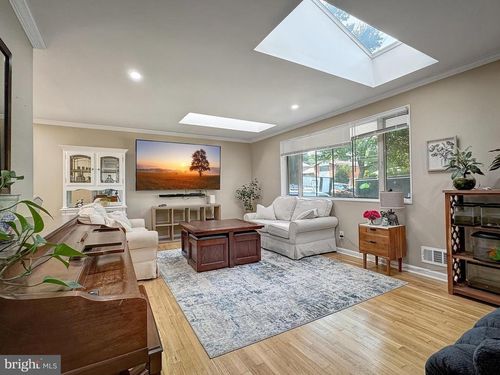 2408 Lillian Dr, SILVER SPRING, MD, 20902-4956 | Card Image