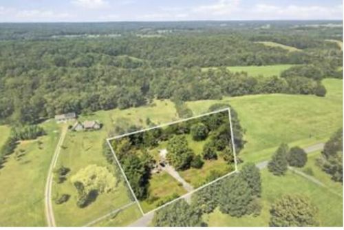 7484 Dunbar Rd, Crossville, TN, 38572-3115 | Card Image