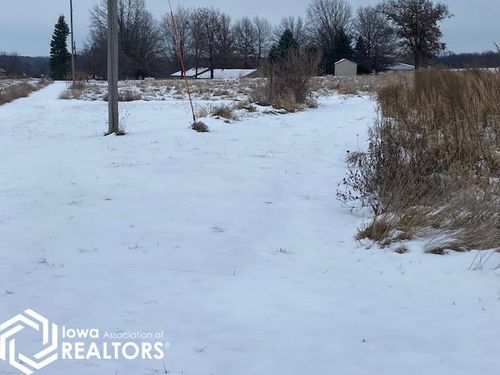 2422 Juniper Ave, Fairfield, IA, 52556-8867 | Card Image