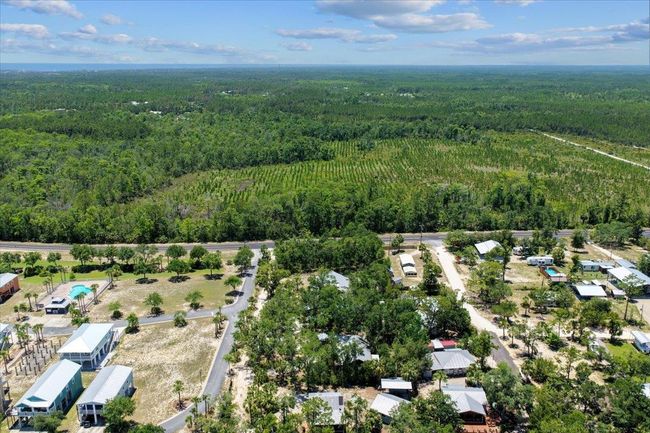 1815 Mables Ave Ne, House other with 2 bedrooms, 1 bathrooms and null parking in Steinhatchee FL | Image 41