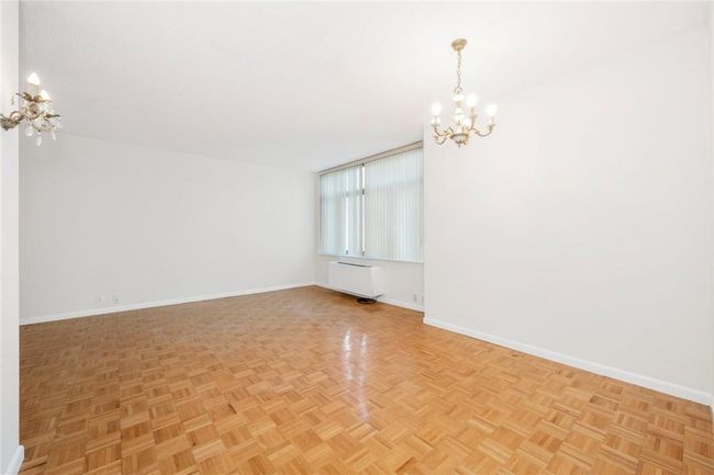Separate Dining Area in Living Room | Image 7