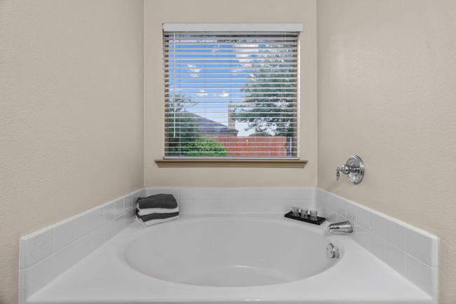 1092 Grand National Blvd, House other with 3 bedrooms, 2 bathrooms and null parking in Fort Worth TX | Image 29