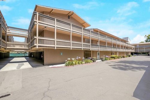 47-260 Industrial Pkwy, Hayward, CA, 94544 | Card Image