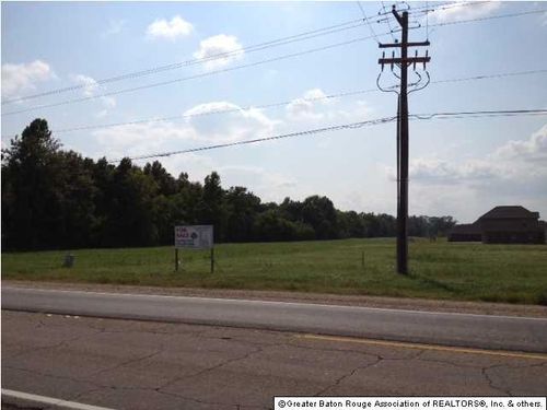 20671 Plank Rd, Zachary, LA, 70791-7403 | Card Image