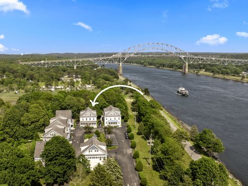 unit-5-5 Honora Ln, Buzzards Bay, MA, 02532-3471 | Card Image