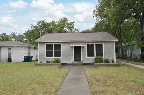 2021 Denison St, Denton, TX, 76201-1824 | Card Image