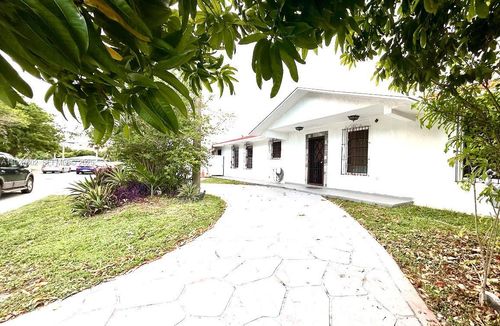 598 Sw 121st Ave, Miami, FL, 33184-1653 | Card Image