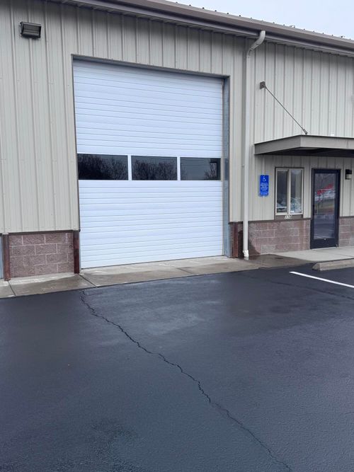 110-840 Se Woodland Blvd, Bend, OR, 97702-1447 | Card Image