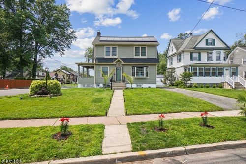 724 Central St, Plainfield, NJ, 07062-1818 | Card Image