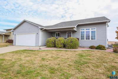 22 6th St, House other with 3 bedrooms, 2 bathrooms and null parking in Baltic SD | Image 2