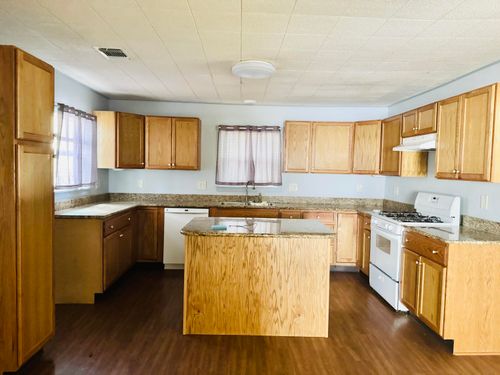 1510 E Harris Ave, San Angelo, TX, 76903-6116 | Card Image