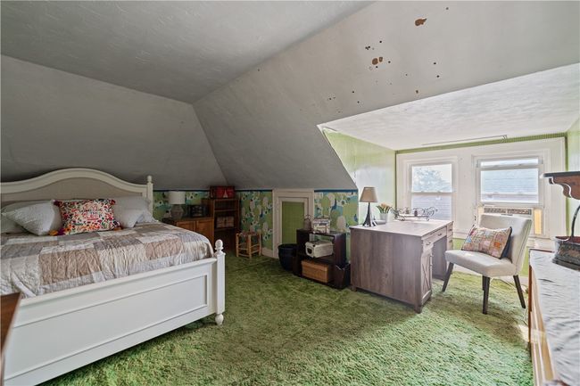 425 Rose Ave, House other with 4 bedrooms, 2 bathrooms and 2 parking in Clairton PA | Image 25