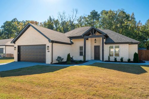 8905 Wingate Dr, Benton, AR, 72019-7615 | Card Image