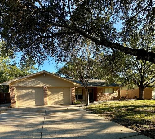 1202 Goode Dr, College Station, TX, 77840-3033 | Card Image