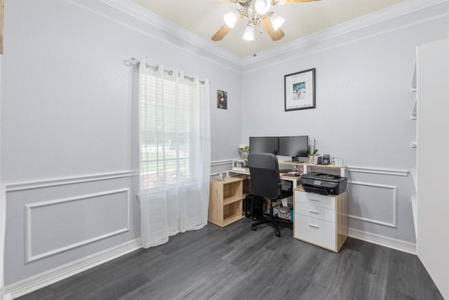 8518 Kerr Dr, House other with 3 bedrooms, 2 bathrooms and 2 parking in Tomball TX | Image 9