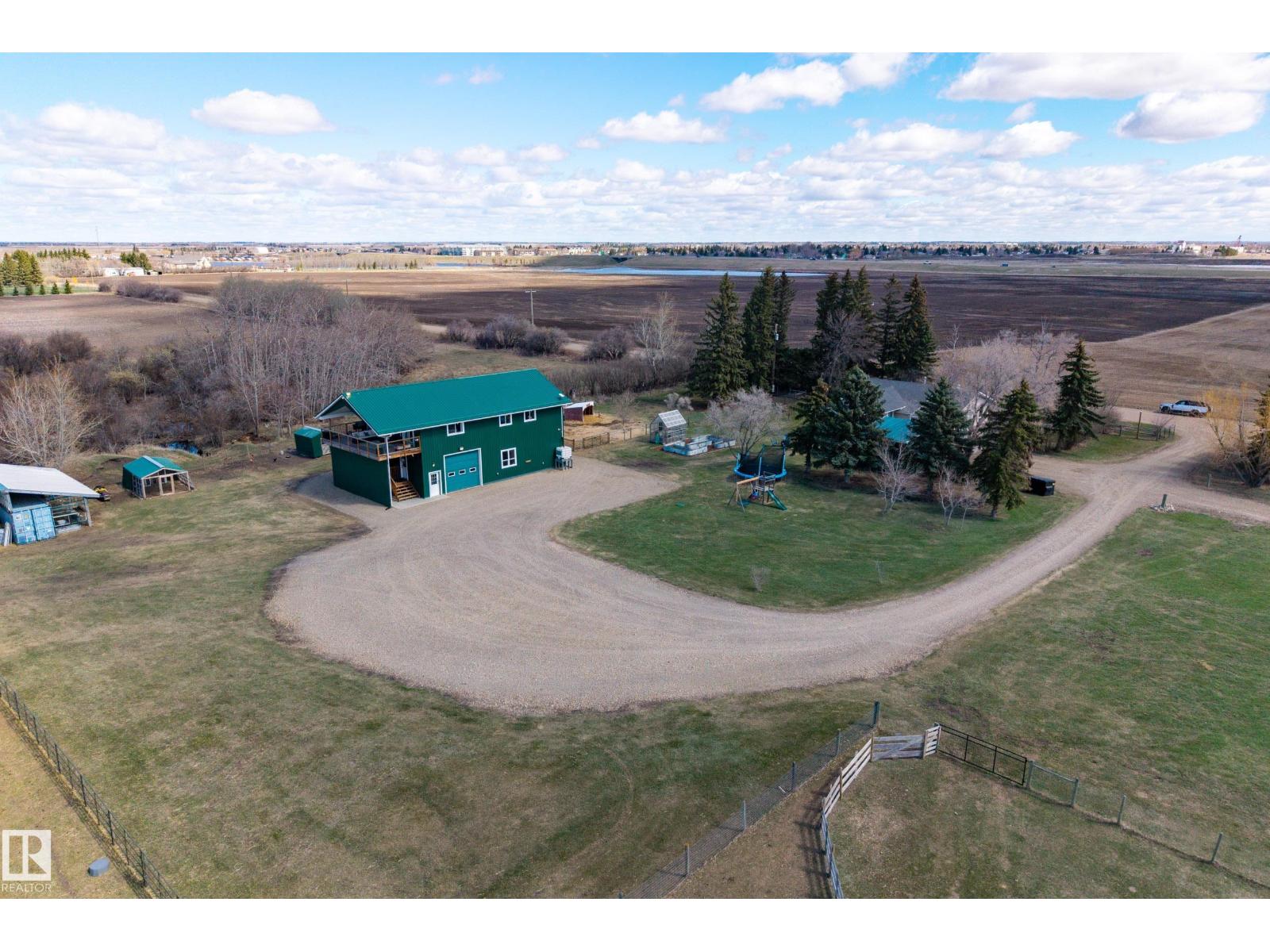 Residential in Rural Sturgeon County 3